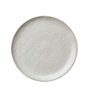 Knit round coupe plate 162mm by Luzerne in white.
