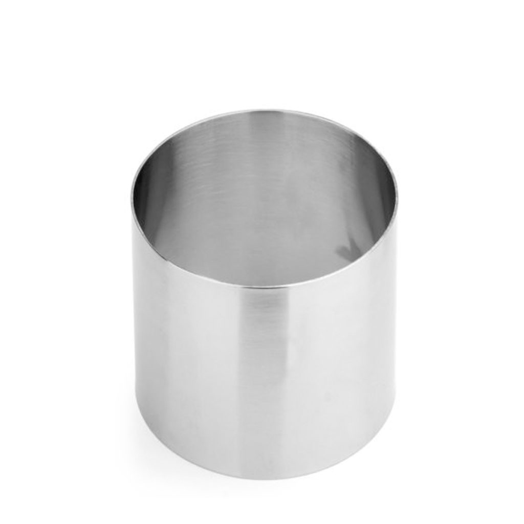 A tall aluminium food stack ring.