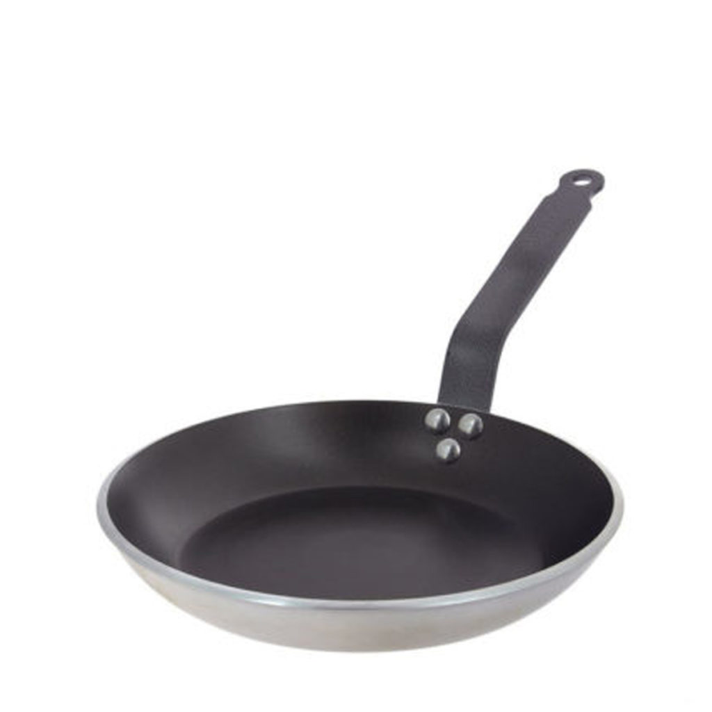 An aluminium non-stick frying pan.