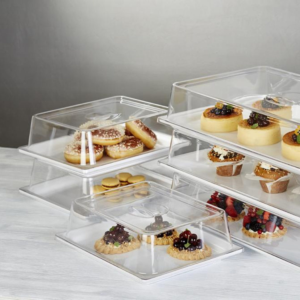 A 1/2 GN Cover by APS in use.