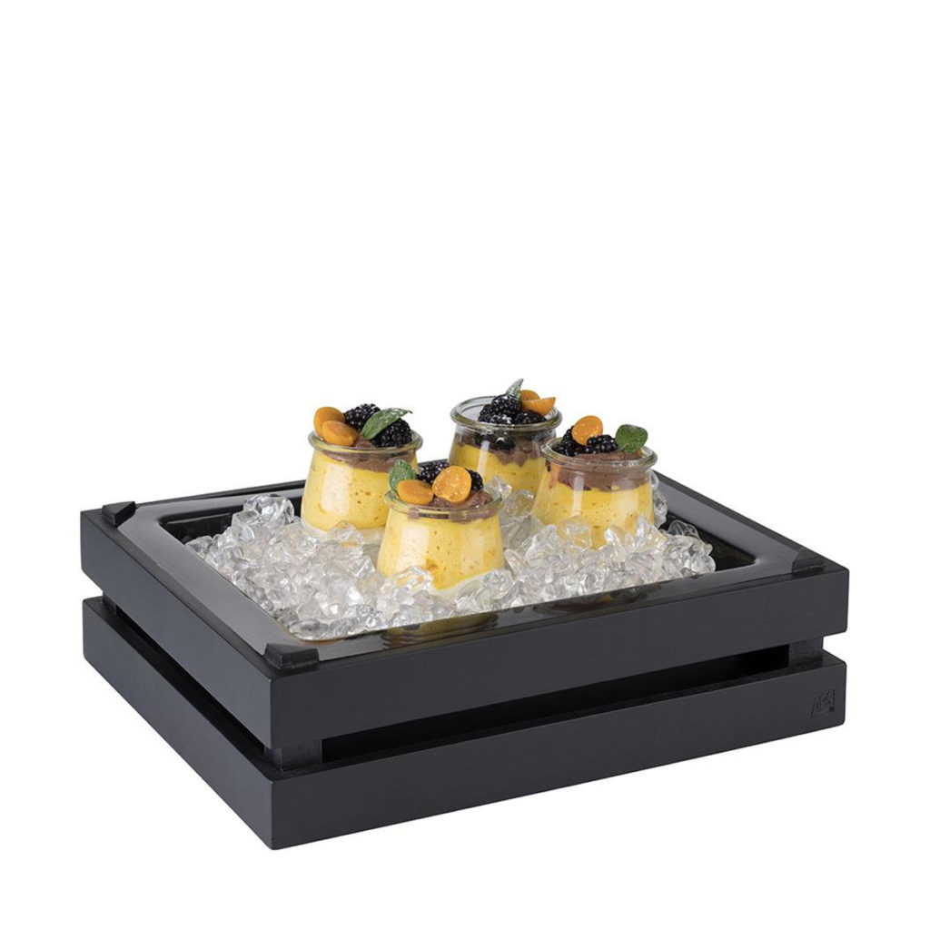 APS's GN 1/2 insert superbox with ice and drinks.