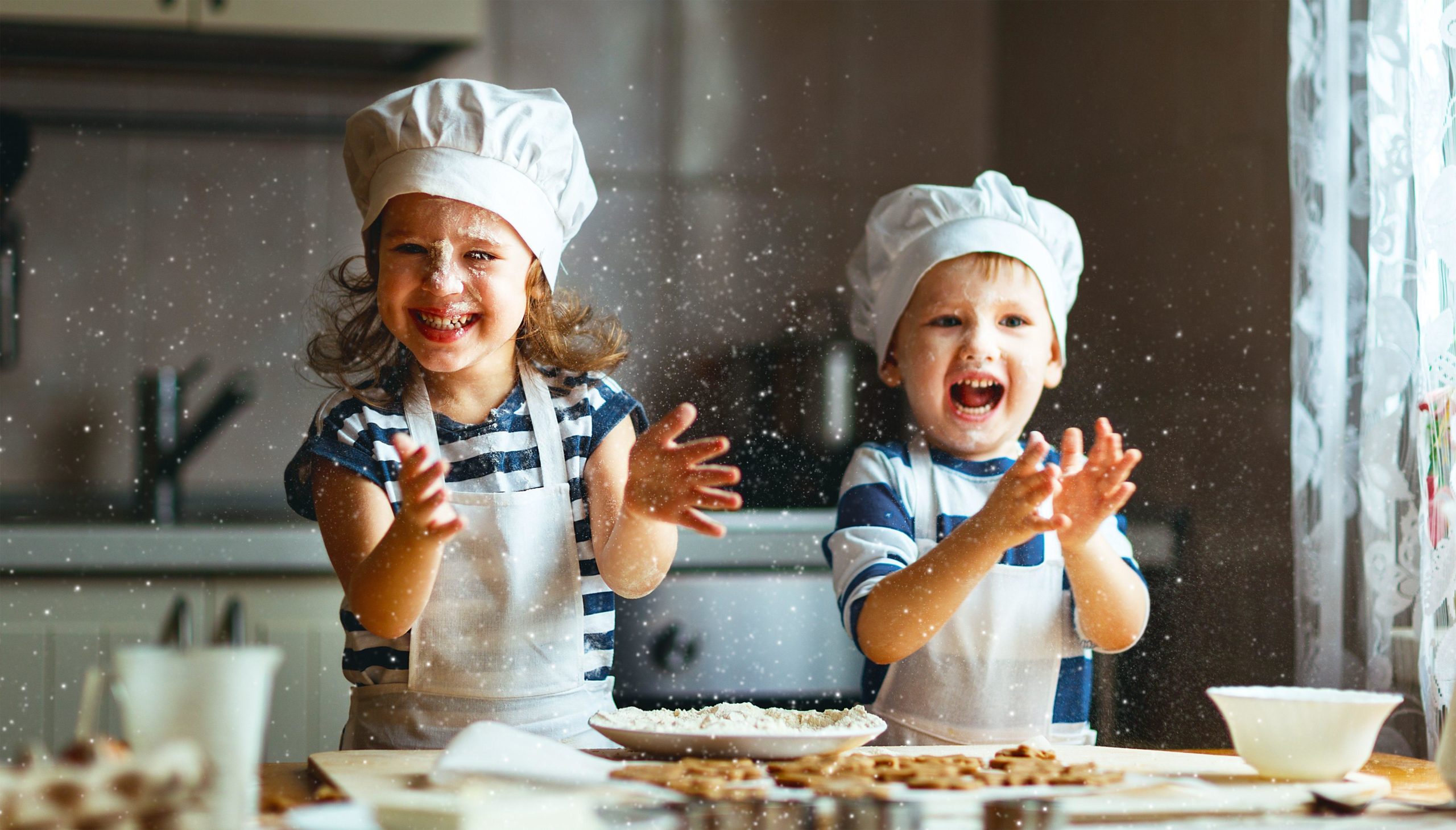 two-kids-cooking