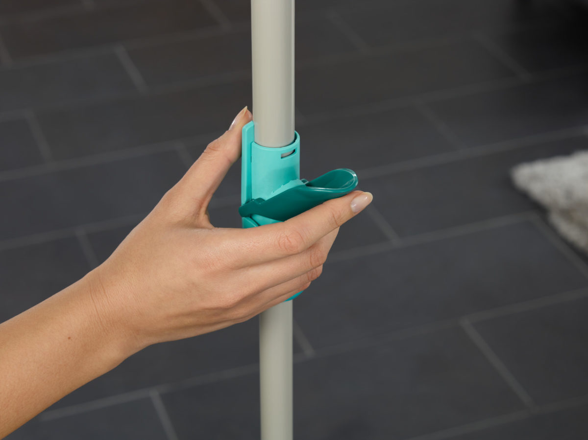 CLEAN TWIST XL WITH ROLLER CART <br> By Leifheit - Image 10