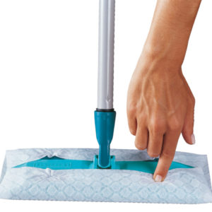 MAGNETO STATIC DUST CLOTH 32PC CLEAN AND AWAY <br> By Leifheit