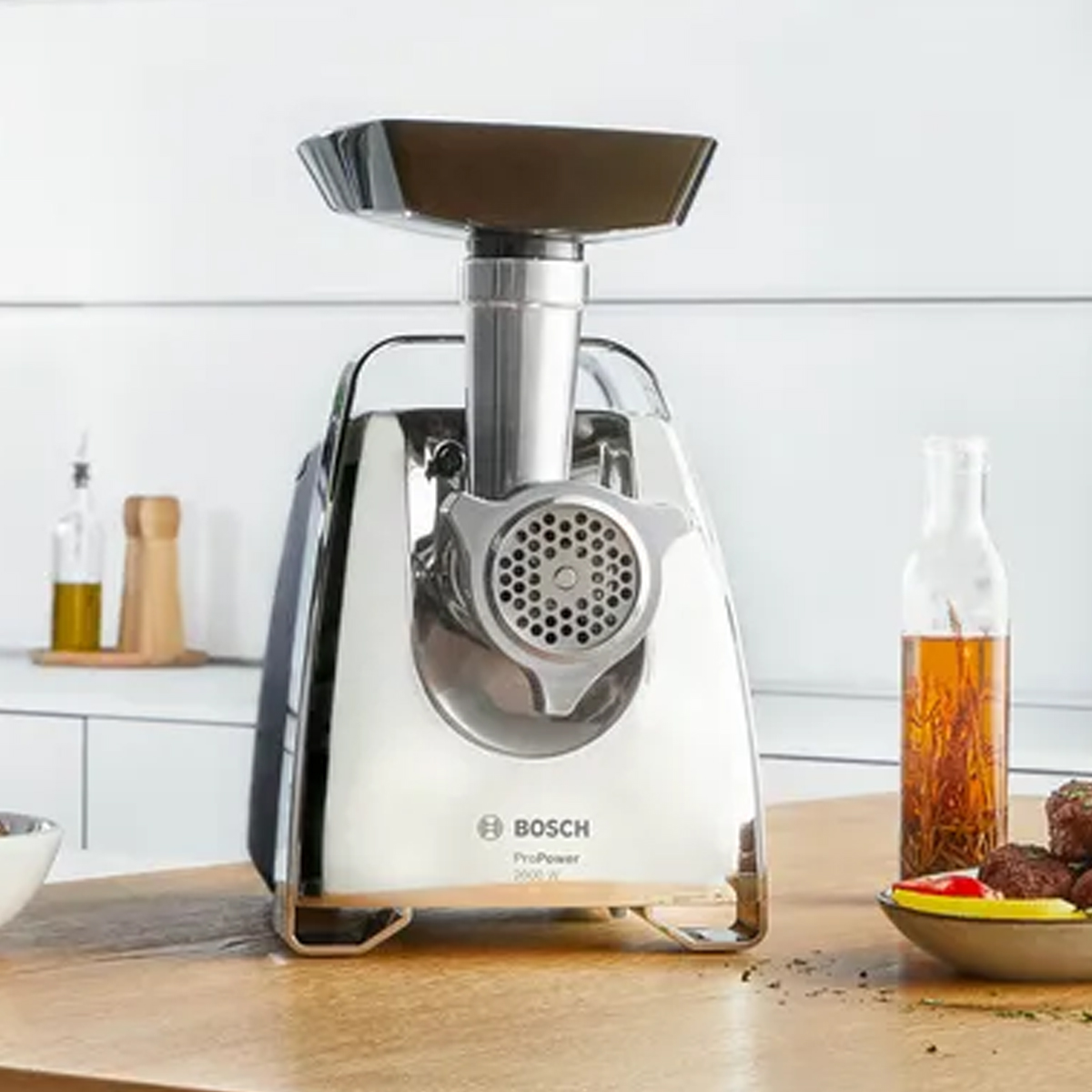 PRO POWER MEAT MINCER <br> 2000W BLACK/CHROME <br> By Bosch - Image 3