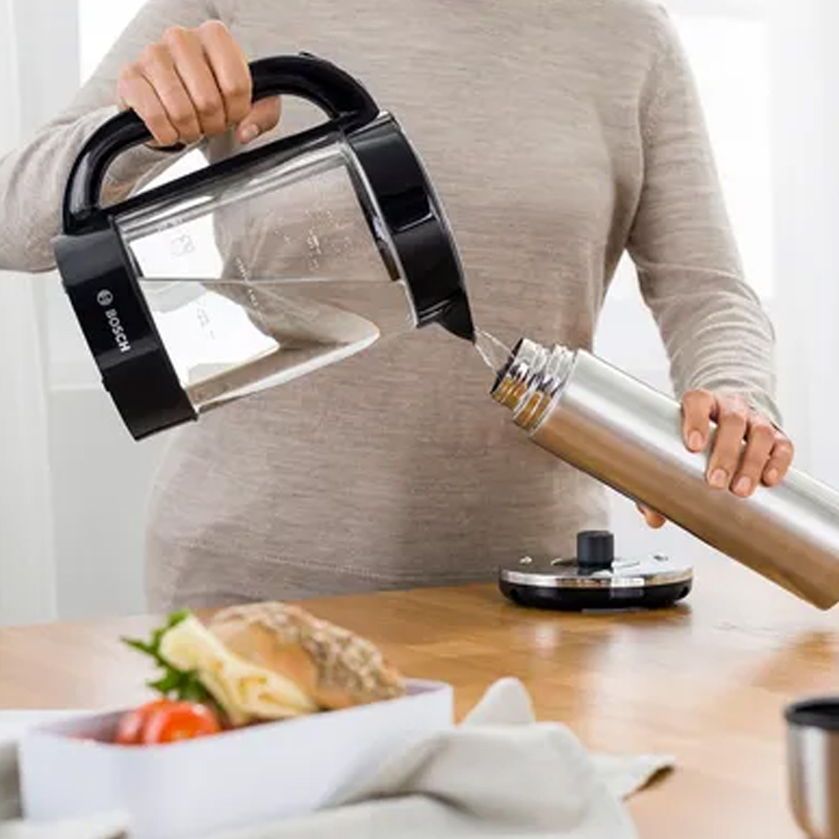 1.7L KETTLE <br> BLACK - SERIES 2 <br> By Bosch - Image 5